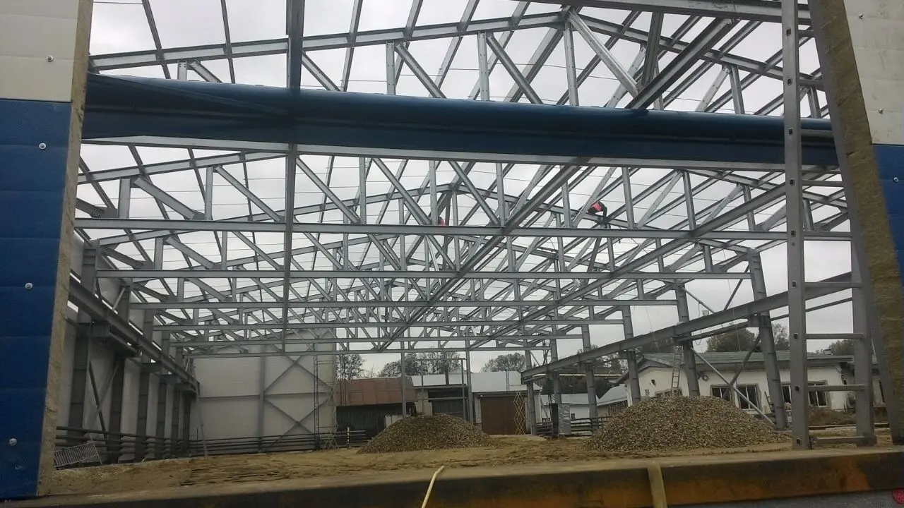 85. Быстровозводимая мебельная фабрика 26 х 64 х 6 в г. Окуловка, Россия