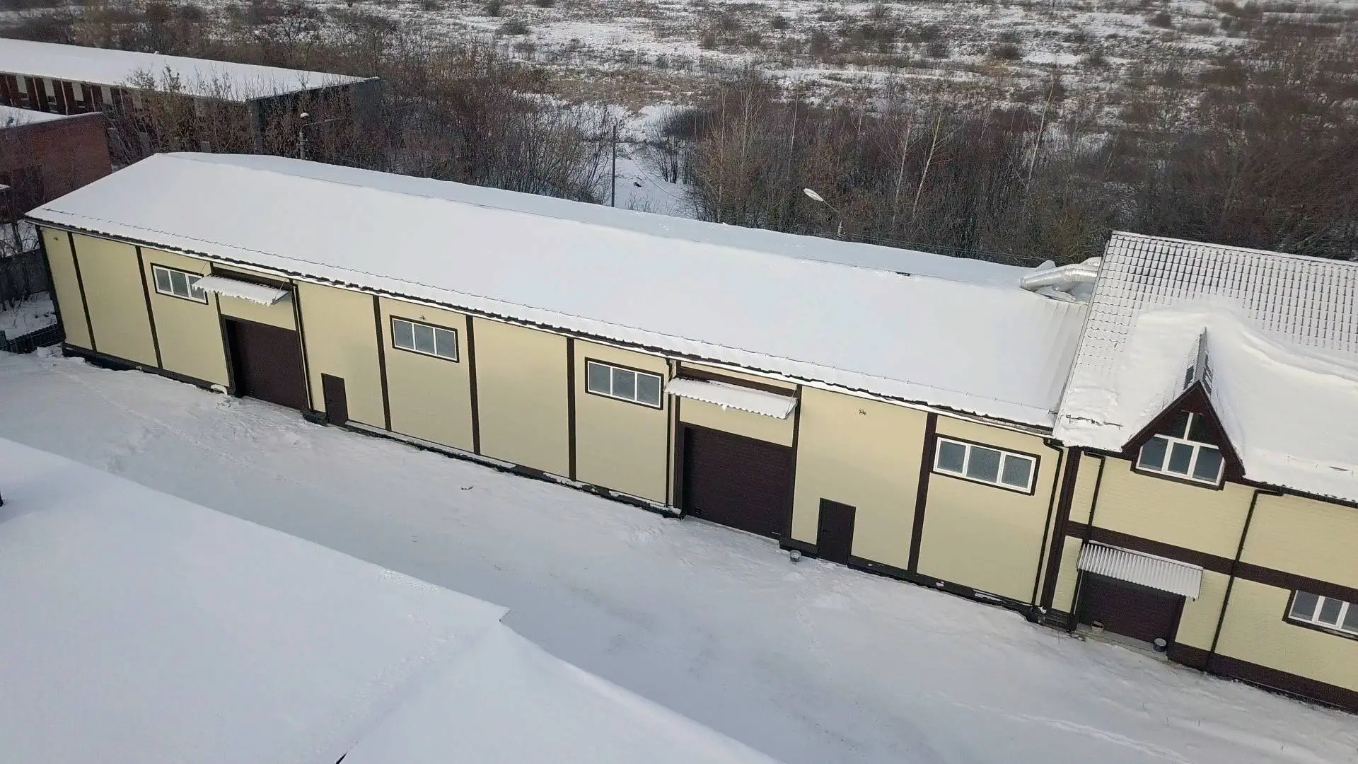 Завод ПК Веста объявляет о заказе быстровозводимого склада/производства 13.3х42х6 для изготовления обоев в г. Тула, Россия