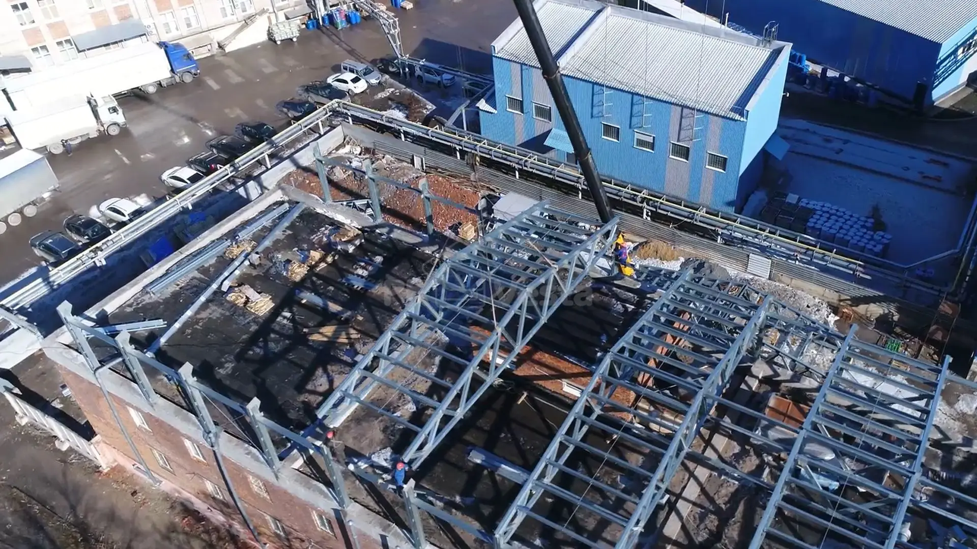 ПК «Веста» объявляет о начале монтажа быстровозводимой надстройки 15 х 70 х 3.3 из ЛСТК для третьего этажа старого здания под техническую зону, склады и офисы в г. Тула, Россия