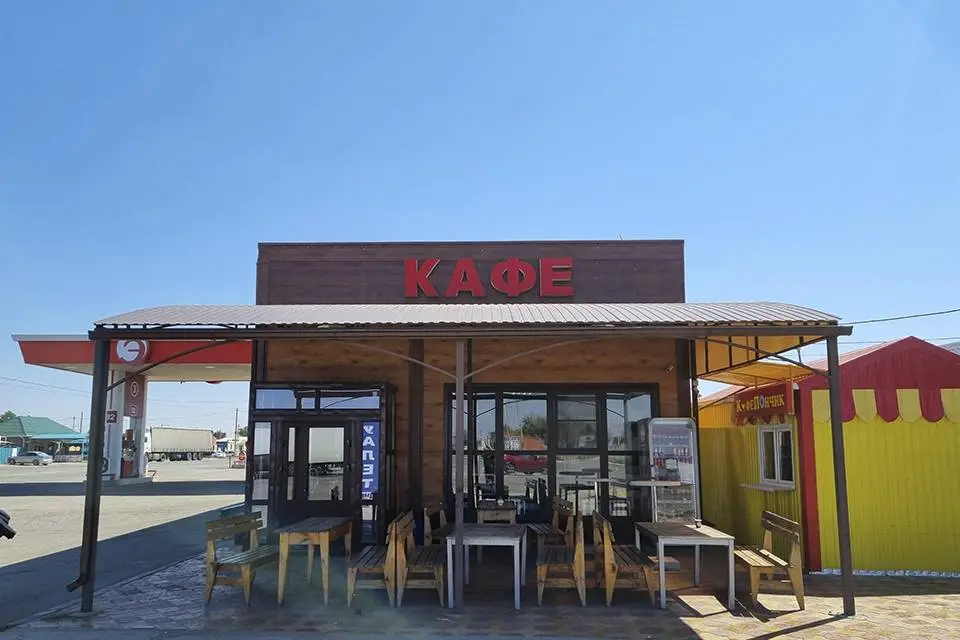 ПК «Веста» объявляет о начале монтажа быстровозводимого кафе 8 х 15 х 5.4 из ЛСТК с необычным дизайном в г. Элиста, Россия