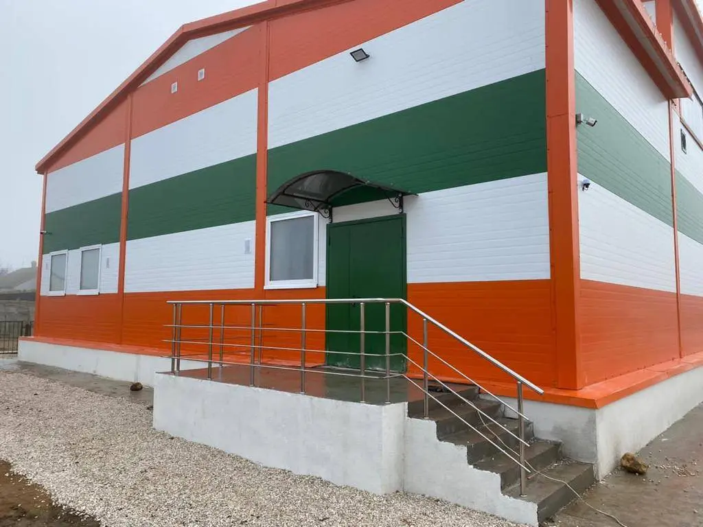 ПК Веста объявляет о завершение монтажа быстровозводимого спортивного зала 15х30х6 в селе Сары-Баш, Крым, Россия