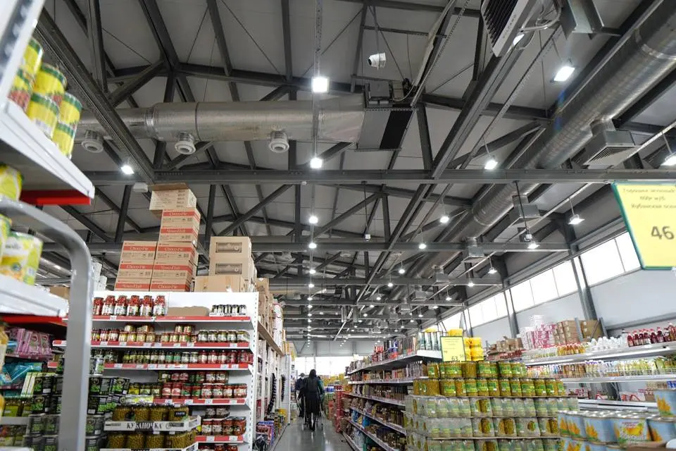 ПК Веста объявляет о завершении монтажа быстровозводимого магазина 24Ш х 63Д х 6.4В в г. Дагестанские Огни, Кавказ, Россия