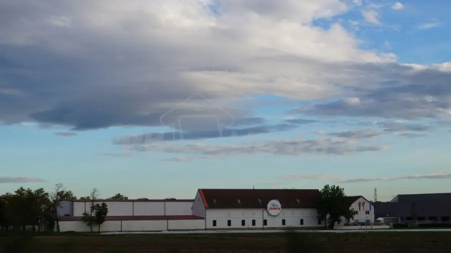 Фотосессия быстровозводимых зданий в Европе