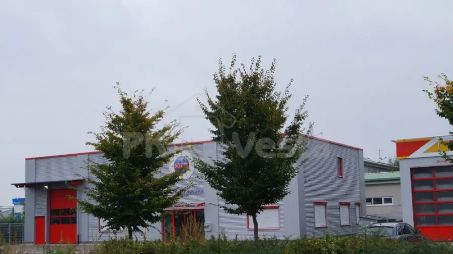 Фотосессия быстровозводимых зданий в Европе