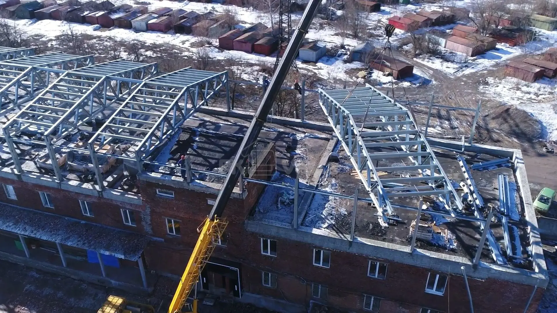 ПК «Веста» объявляет о начале монтажа быстровозводимой надстройки 15 х 70 х 3.3 из ЛСТК для третьего этажа старого здания под техническую зону, склады и офисы в г. Тула, Россия