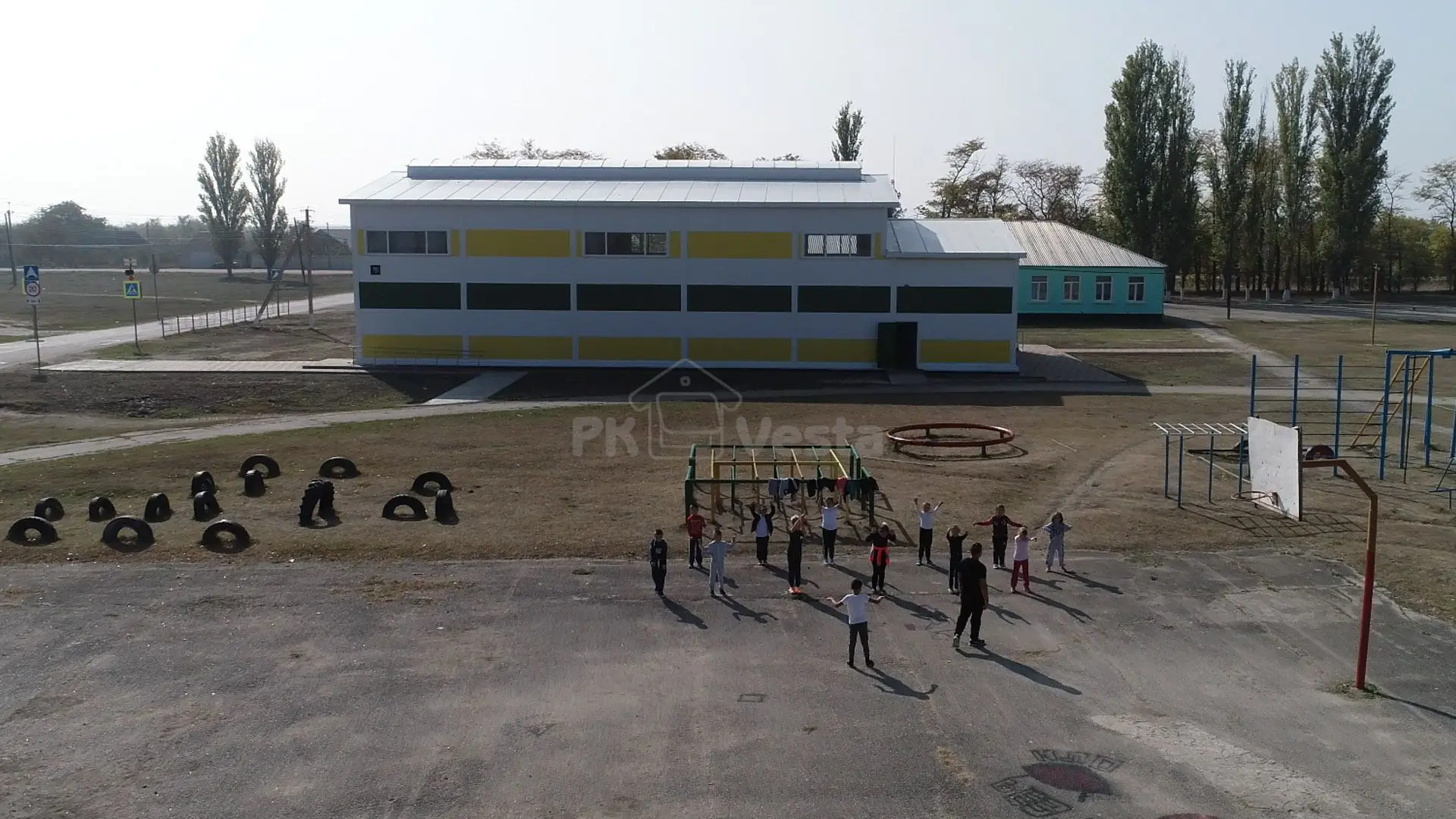 ПК «Веста» объявляет о презентации первого детского спорт зала 15 х 30 х 4.2/7 главе республики Крым в России - Сергею Аксенову