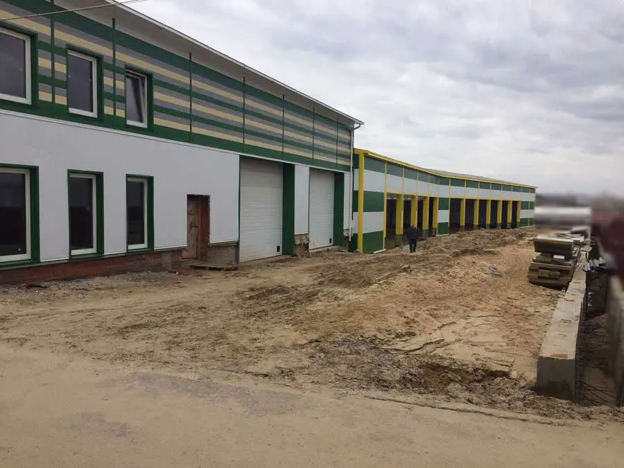 ПК «Веста» объявляет о монтаже быстровозводимого склада для хранения военной техники в г. Калуга, Россия