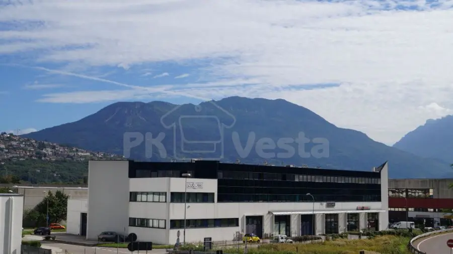 Фотосессия быстровозводимых зданий в Европе