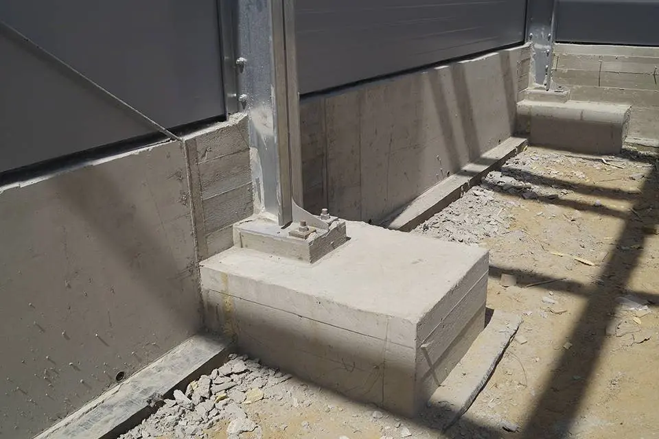 Завод ПК Веста объявляет о заказе быстровозводимого склада/производства 13.3х42х6 для изготовления обоев в г. Тула, Россия