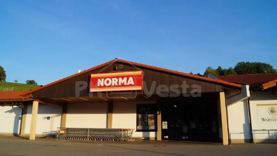 Фотосессия быстровозводимых зданий в Европе