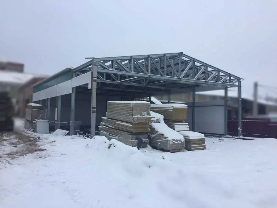 ПК «Веста» объявляет о монтаже быстровозводимого склада для хранения военной техники в г. Калуга, Россия