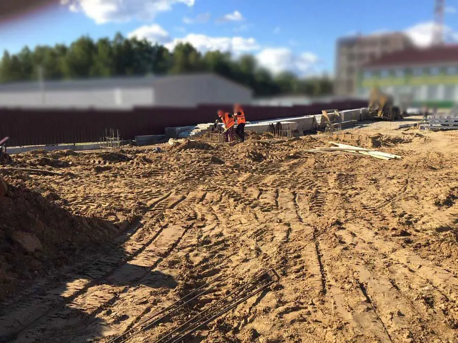 ПК «Веста» объявляет о монтаже быстровозводимого склада для хранения военной техники в г. Калуга, Россия