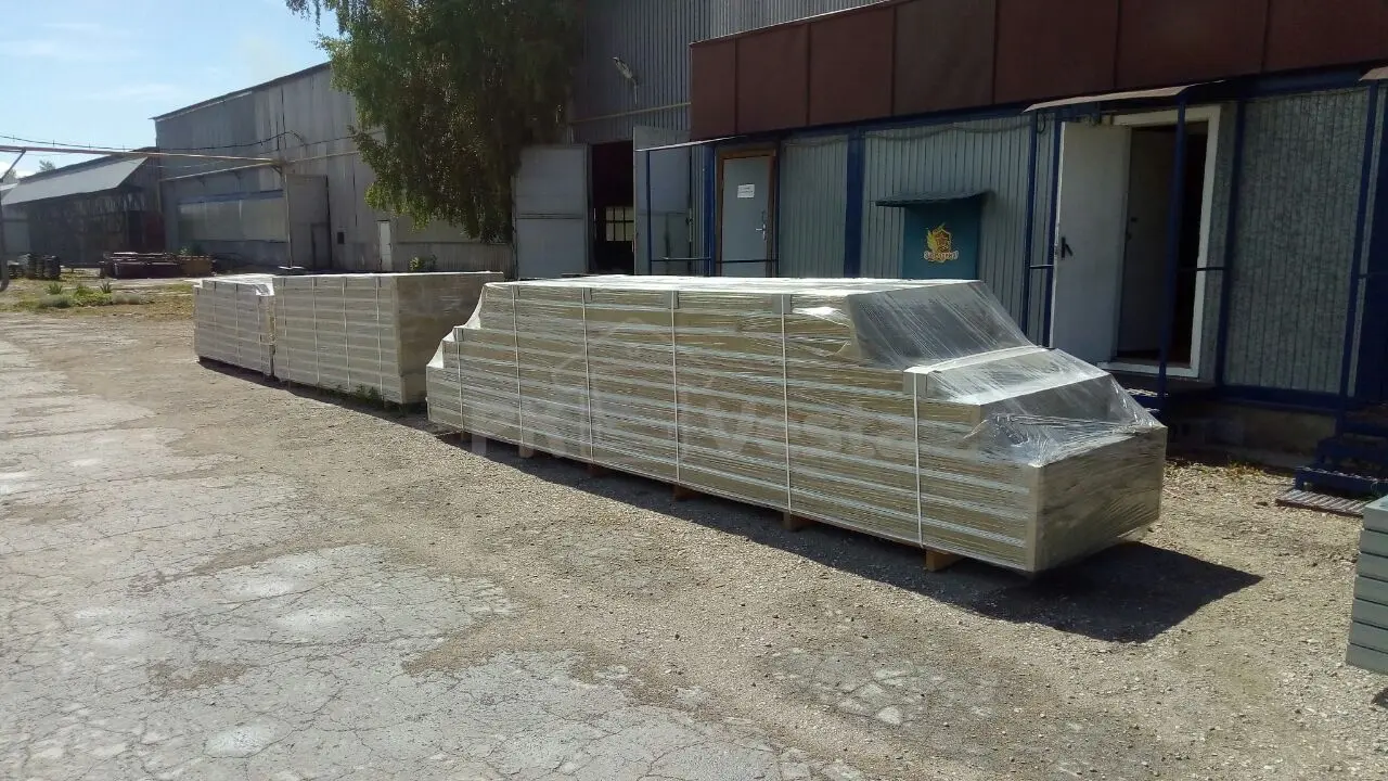 ПК «Веста» отгружает комплект быстровозводимого цеха 42Ш х 48Д х 11В для изготовления дорожной плитки в г. Астана, Казахстан