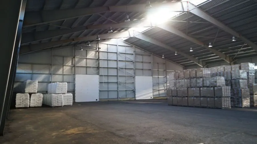 ПК «Веста» объявляет о вводе в эксплуатацию быстровозводимого здания 36 х 36 х 7 завода по изготовлению полимерных изделий в МО, Россия