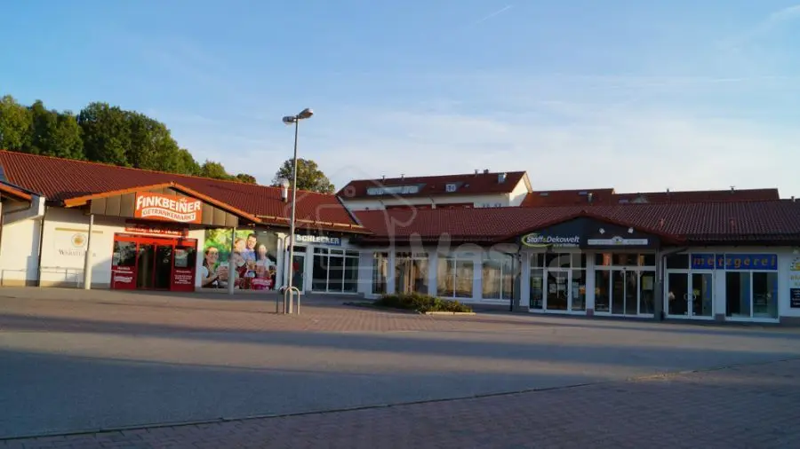 Фотосессия быстровозводимых зданий в Европе