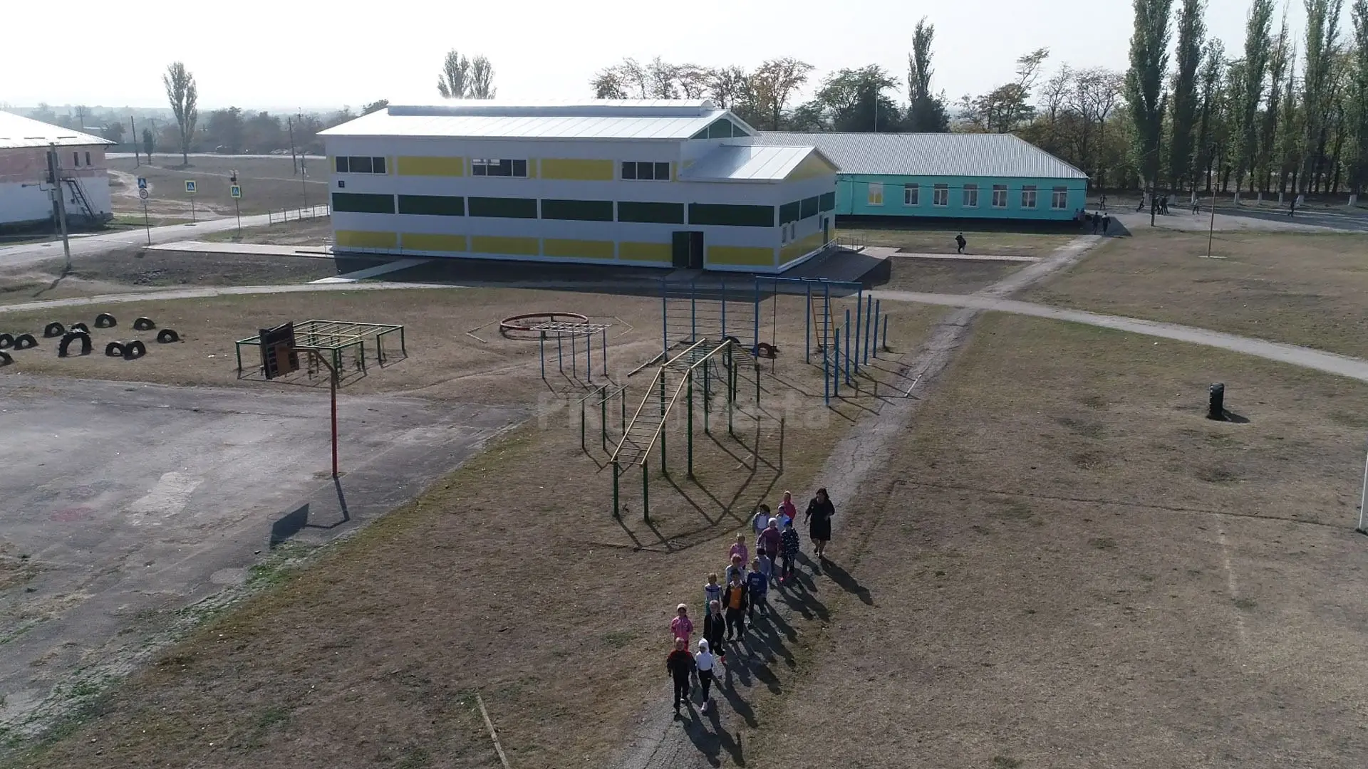 ПК «Веста» объявляет о презентации первого детского спорт зала 15 х 30 х 4.2/7 главе республики Крым в России - Сергею Аксенову