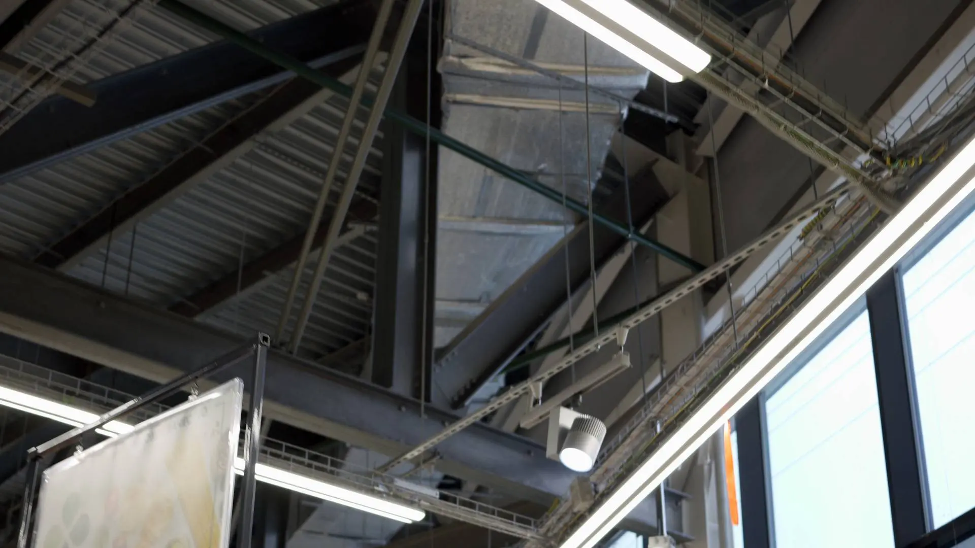 ПК «Веста» объявляет о завершение строительства быстровозводимого магазина 27 х 62 х 7.2 ПЯТЕРОЧКА в г. Пушкино, Россия