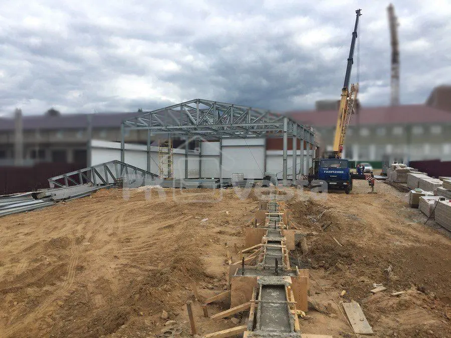 ПК «Веста» объявляет о монтаже быстровозводимого склада для хранения военной техники в г. Калуга, Россия